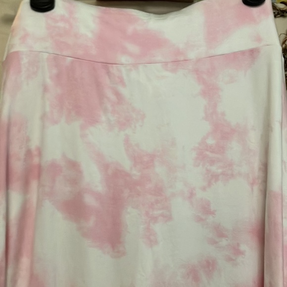 DREAMY SOFT MIDI SKIRT  NWT - Picture 2 of 11